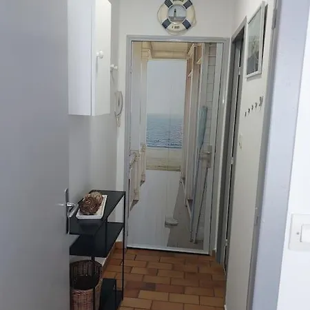 Au Calme A 2min Parking Balcon Wifi Clim! Сис-Фур-Ле-Пляж